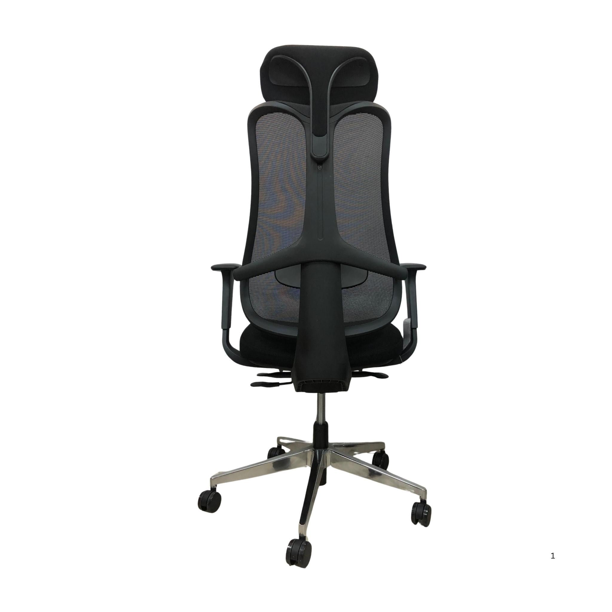 EX180 - Executive Mesh Chair