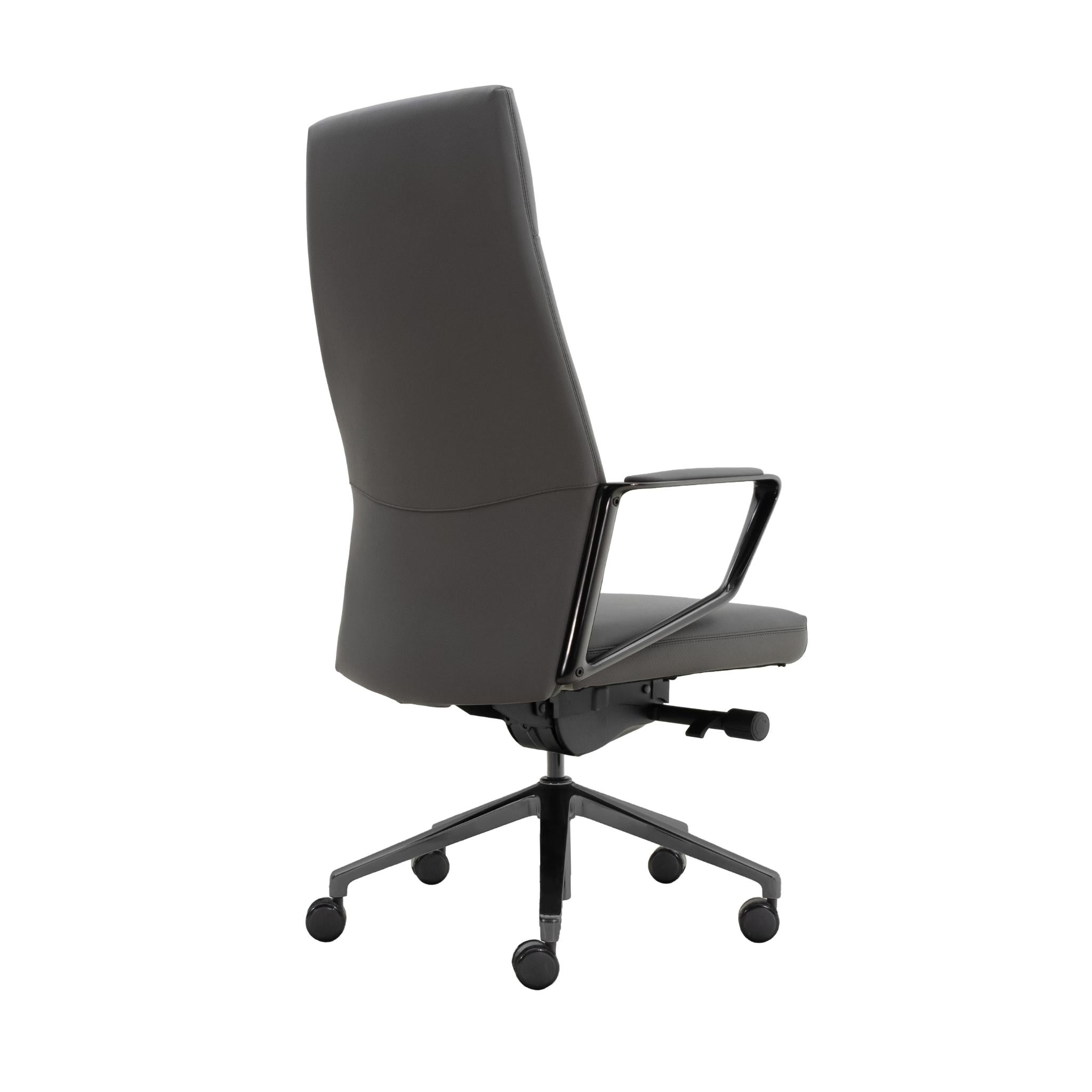 Modest Titanium - Executive Chair