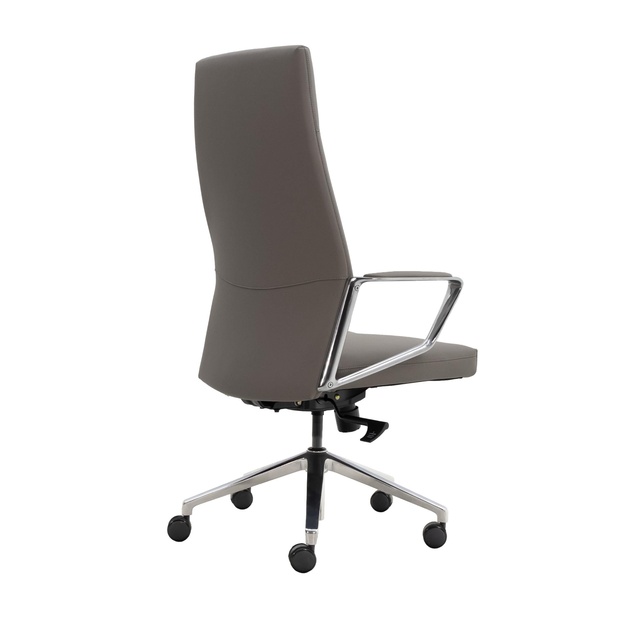 Modest - Executive Chair