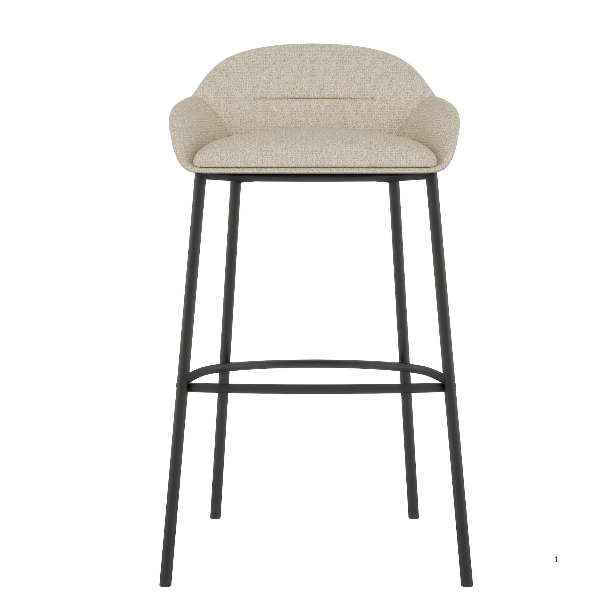 SYU26.1B - Stool