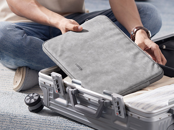 UGREEN Laptop Sleeve 14"-14.9" (Gray) - View 3 - Office R Us