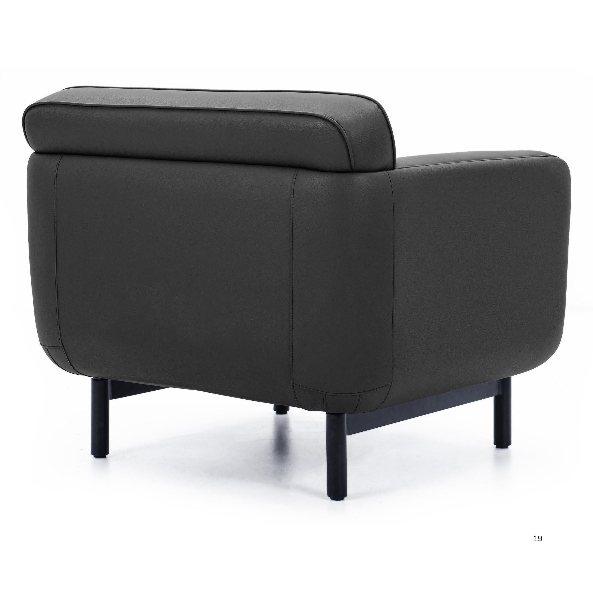 S152 – PU Sofa, Single Seater