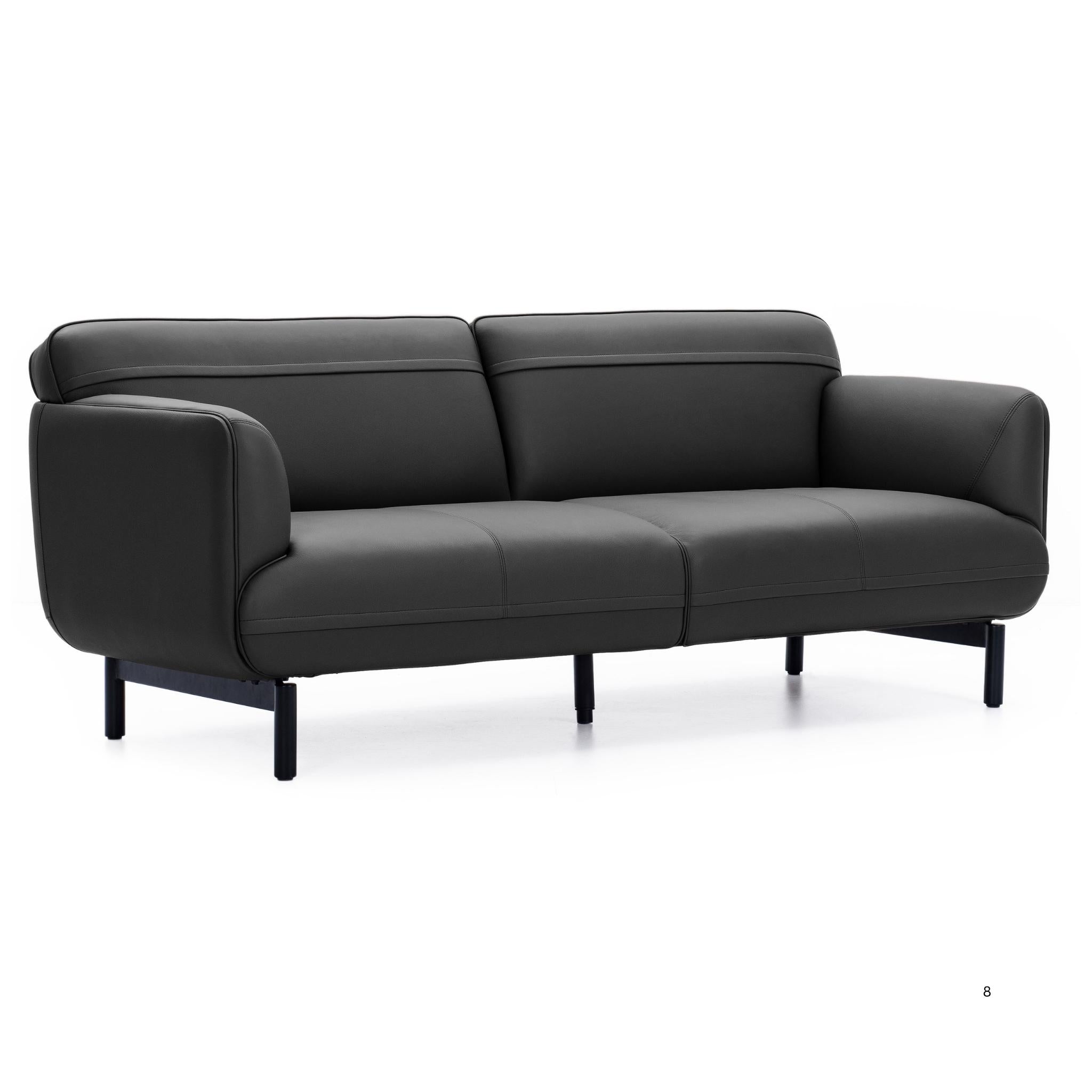 S152 – Leather Sofa, 3-Seater