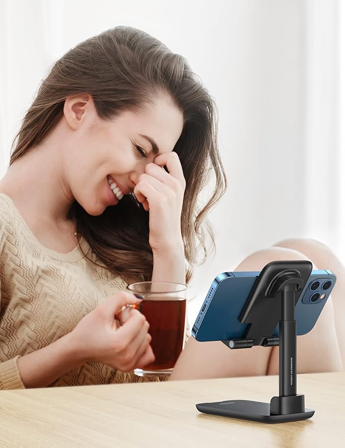 UGREEN Adjustable Foldable Phone Stand for Desk (White / Black)