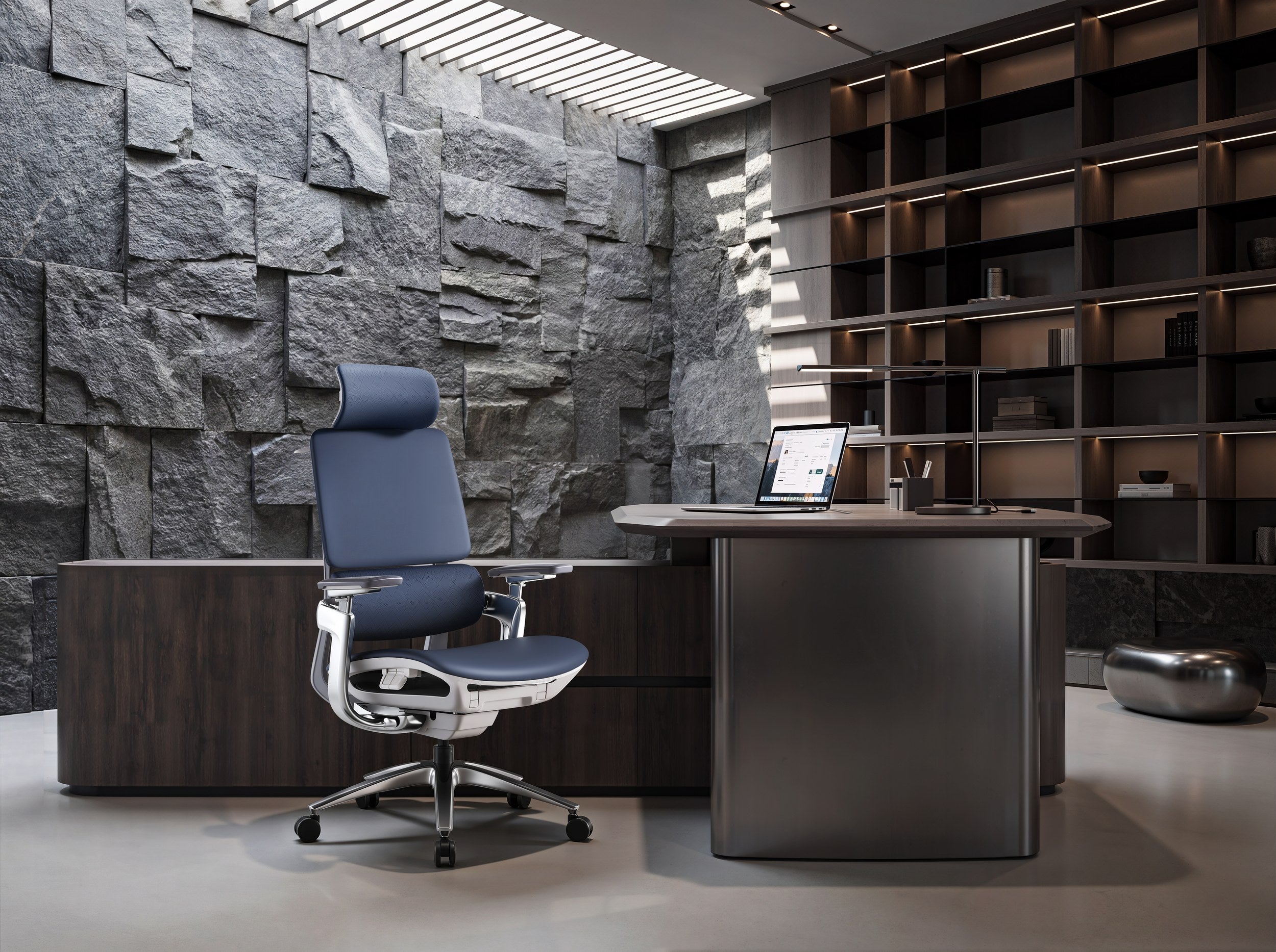 Aria - Executive Chair - Executive Office Scene - Office R Us