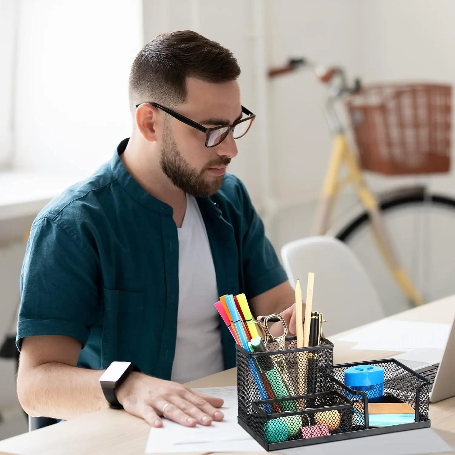 Metal Grid Multi-Compartment Desktop Container