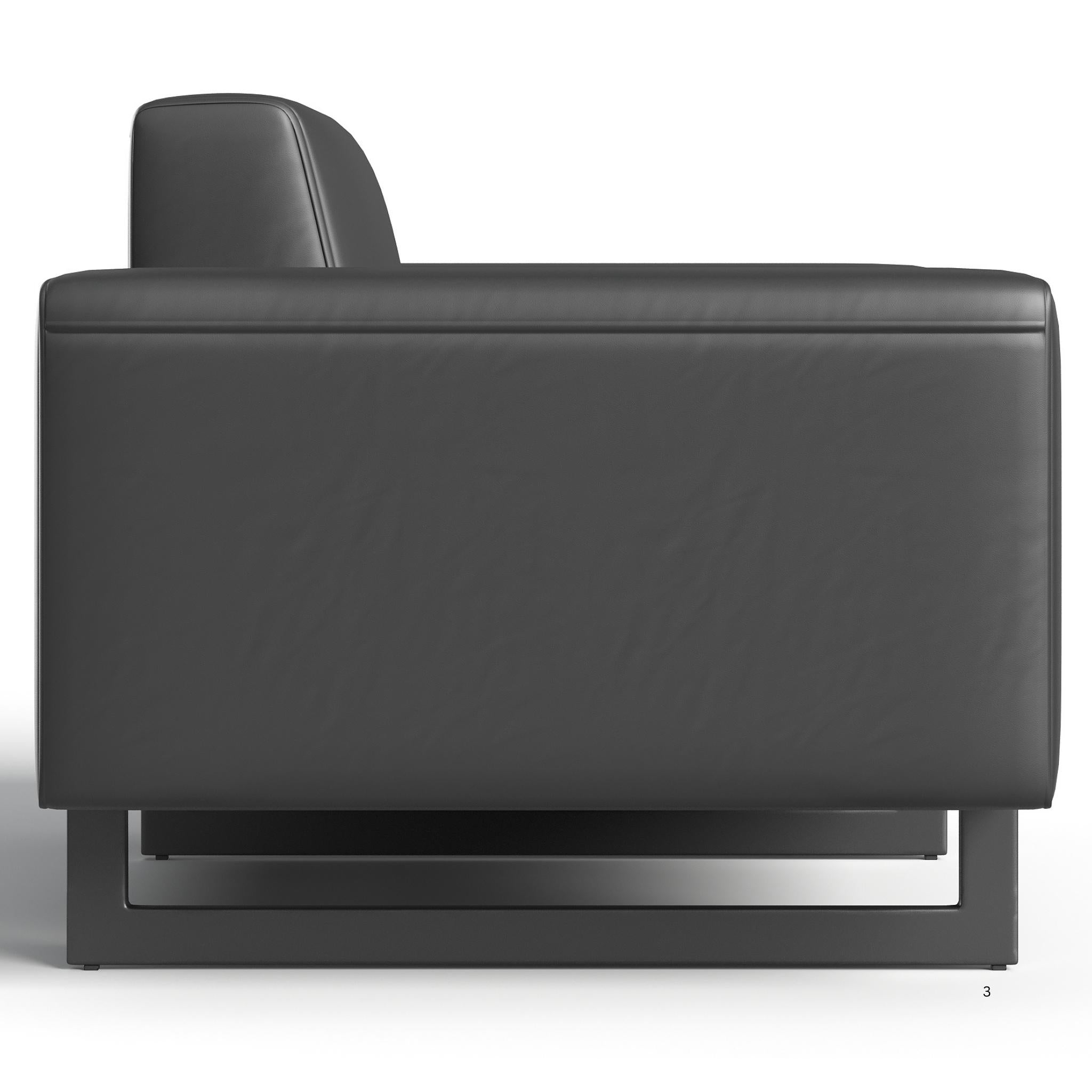 S153 – Leather Sofa, Single Seater