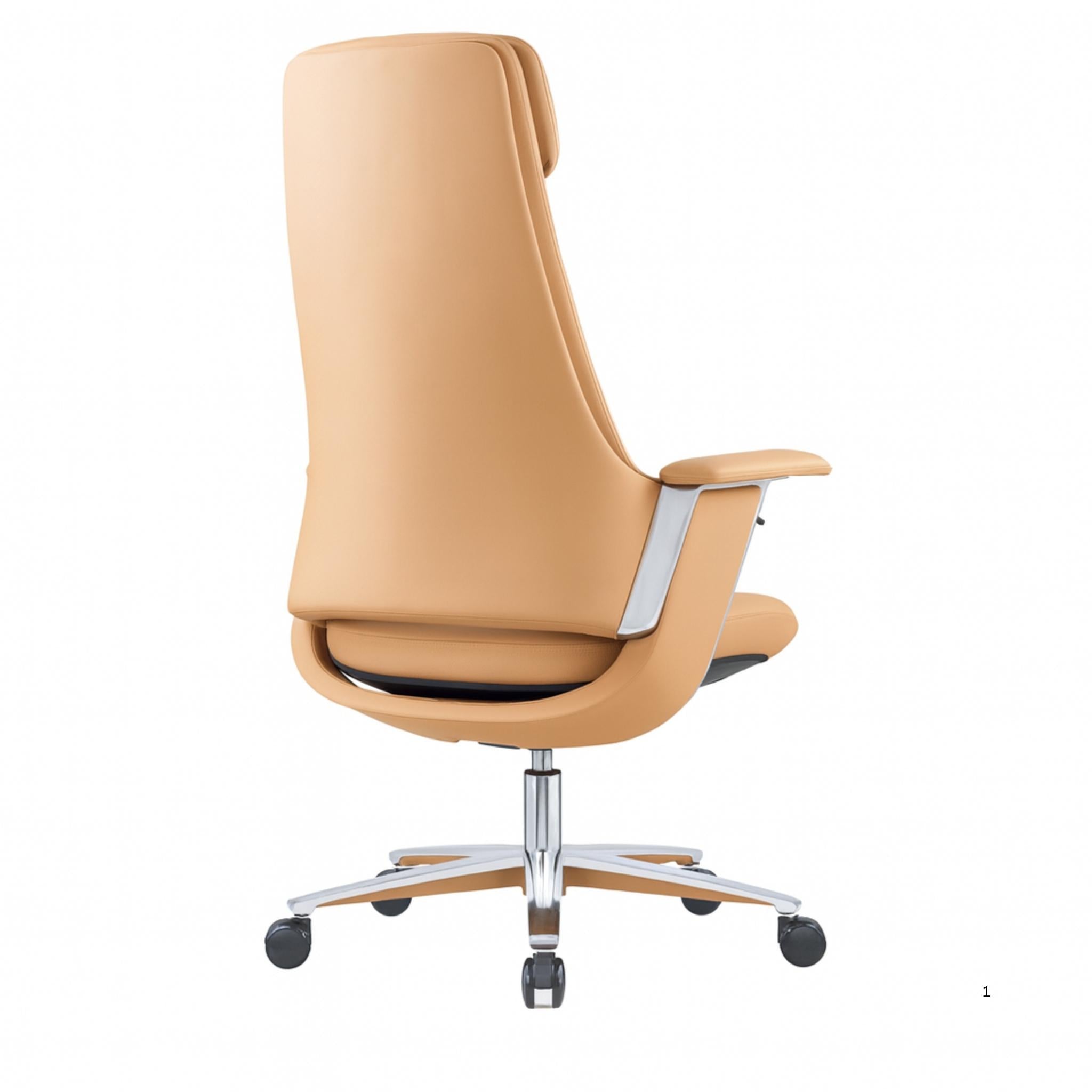 Swan - Executive Leather Chair