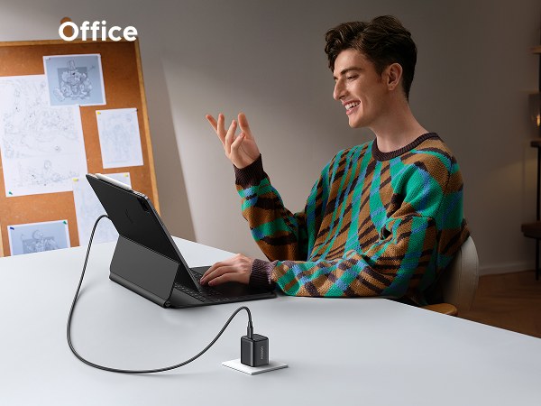 UGREEN 30W USB-C GaN Fast Charger UK (X513) - Charger only - Office R Us