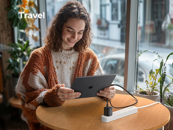 UGREEN 30W USB-C GaN Fast Charger UK (X513) - Charger only - Office R Us
