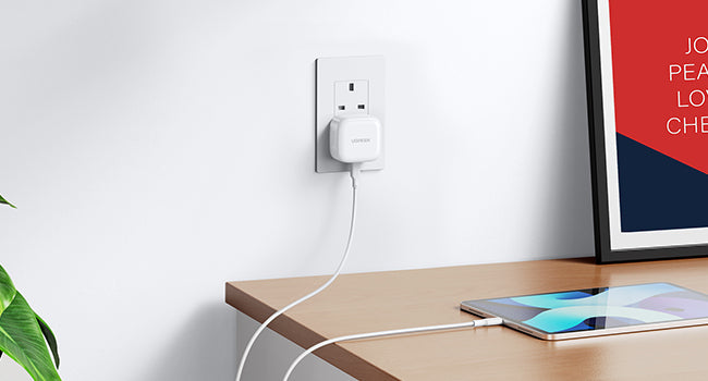 UGREEN 20W PD Fast Charger UK (CD137) - View 2 - Office R Us