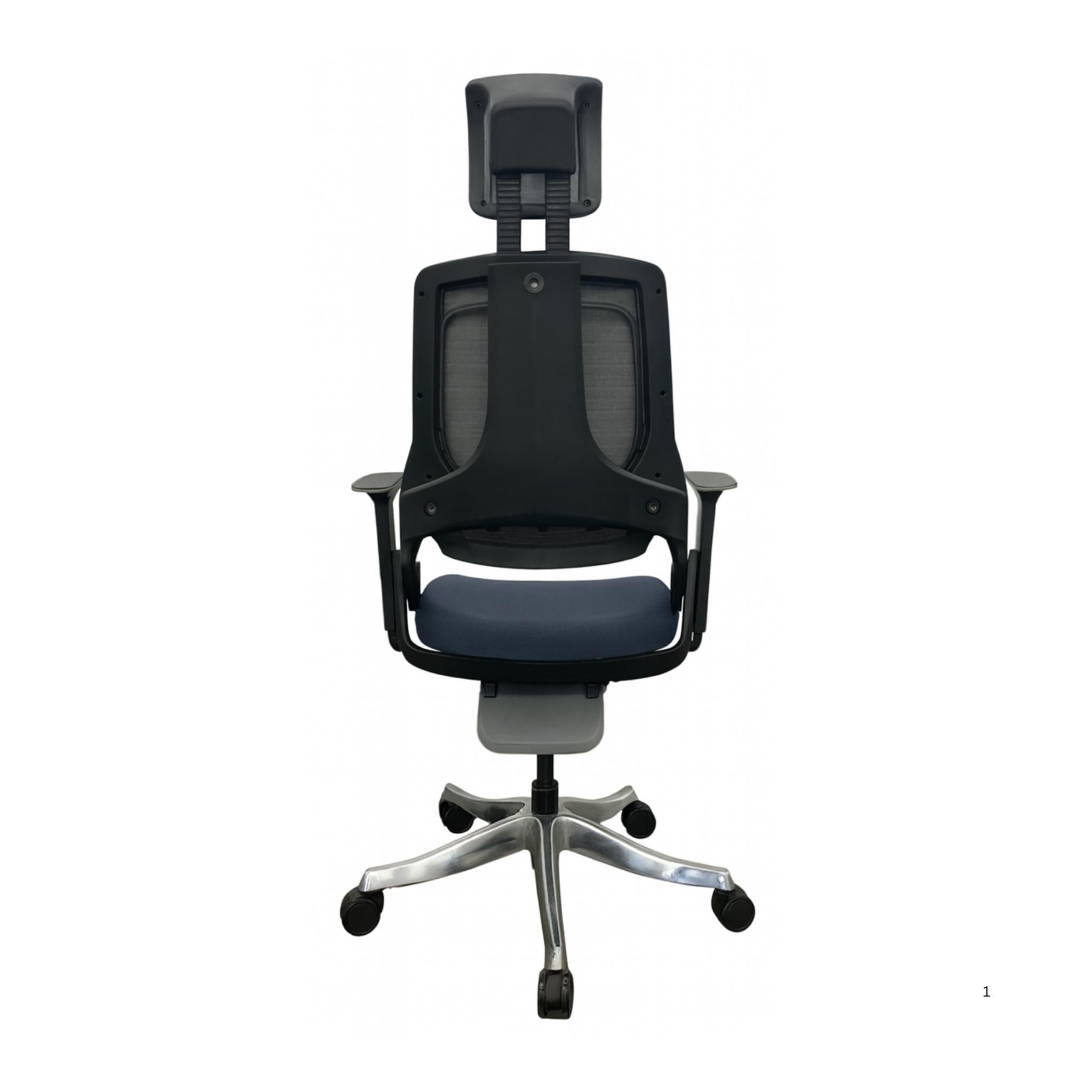 Wah - Executive Mesh Chair